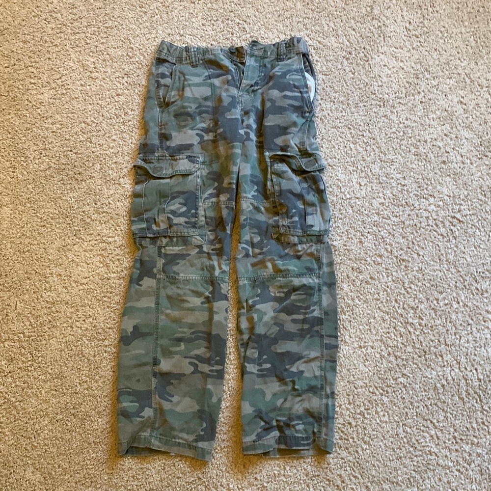 Army camo cargo pants